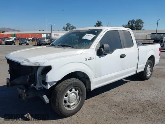 ✅ 2017 Ford F-150 XL • VIN: 1FTEX1C88HKC55505 • Лот: 42800947. Опубликован ранее на IAAI с пробегом 108 795 миль. Бесплатный доступ к архиву аукционных продаж из США и подробный отчёт об истории автомобиля на DreamBid. Изображение 20.