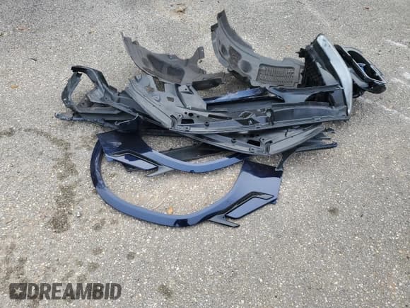 ✅ 2020 BMW X6 M Competition • VIN: 5YMCY0C04L9D67155 • Lot: 47011944. Listed on Copart with 33,244 mi. Free auction sales archive from the USA and detailed vehicle history report at DreamBid. Image 13.