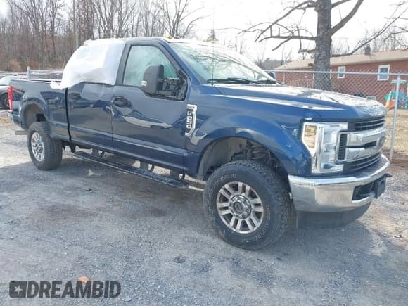 ✅ 2018 Ford F-250 XL • VIN: 1FT7W2B62JEB80712 • Lot: 41593737. Listed on IAAI with 118,231 mi. Free auction sales archive from the USA and detailed vehicle history report at DreamBid. Image 1.