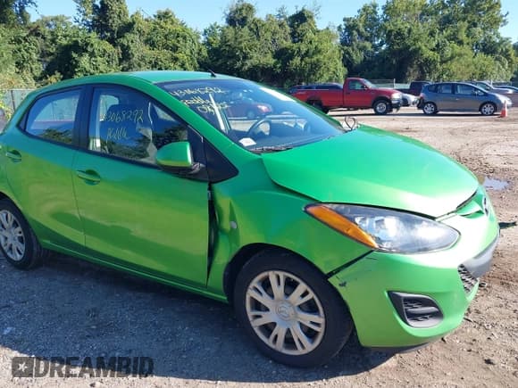 ✅ 2013 Mazda 2 Sport • VIN: JM1DE1KZ3D0153336 • Lot: 43068292. Wystawiony na IAAI z przebiegiem 100 273 mil. Bezpłatny archiwum sprzedaży aukcyjnych z USA i szczegółowy raport historii pojazdu na DreamBid. Zdjęcie 15.