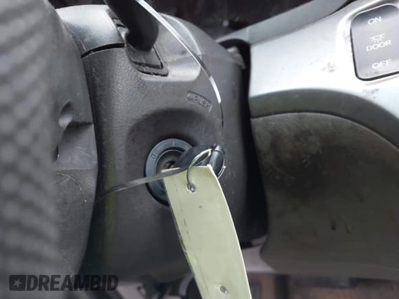 ✅ 2010 Honda Odyssey EX • VIN: 5FNRL3H48AB081386 • Lot: 43541186. Listed on IAAI with 253,106 mi. Free auction sales archive from the USA and detailed vehicle history report at DreamBid. Image 11.