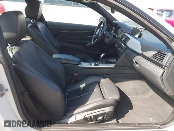 ✅ 2014 BMW 4 Series 435i xDrive • VIN: WBA3R5C57EK188516 • Lot: 43534414. Wystawiony na IAAI z przebiegiem 114 786 mil. Bezpłatny archiwum sprzedaży aukcyjnych z USA i szczegółowy raport historii pojazdu na DreamBid. Zdjęcie 5.