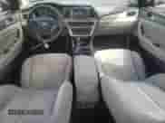 2017 Hyundai Sonata SE z VIN KMHE24L18HA057365, wystawiony jako Copart lot #82241505 z przebiegiem 176 361 mil mil oraz Szkoda całkowita • Salvage title. Historia ofert i sprzedaży dostępna na DreamBid. Obrazek 8.