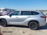 ✅ 2023 Toyota Highlander L • VIN: 5TDKDRAH1PS525548 • Lot: 43451095. Listed on IAAI with 98,251 mi. Free auction sales archive from the USA and detailed vehicle history report at DreamBid. Image 13.