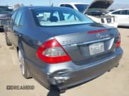 ✅ 2007 Mercedes-Benz E 350 • VIN: WDBUF56X47B076738 • Lot: 43375772. Wystawiony na IAAI z przebiegiem 325 084 mil. Bezpłatny archiwum sprzedaży aukcyjnych z USA i szczegółowy raport historii pojazdu na DreamBid. Zdjęcie 6.