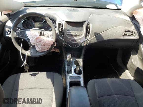 ✅ 2017 Chevrolet Cruze LT • VIN: 1G1BE5SM9H7141815 • Lot: 49297483. Listed on Copart with 78,048 mi. Free auction sales archive from the USA and detailed vehicle history report at DreamBid. Image 8.