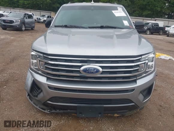 ✅ 2020 Ford Expedition XL • VIN: 1FMJU1FT8LEA72065 • Lot: 42202063. Listed on IAAI with Not provided. Free auction sales archive from the USA and detailed vehicle history report at DreamBid. Image 12.