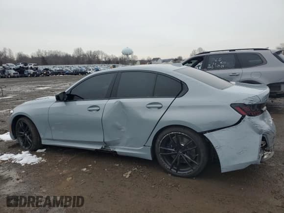 ✅ 2024 BMW 3 Series M340i xDrive • VIN: 3MW49FF0XR8E53835 • Lot: 43255935. Wystawiony na Copart z przebiegiem 2 569 mil. Bezpłatny archiwum sprzedaży aukcyjnych z USA i szczegółowy raport historii pojazdu na DreamBid. Zdjęcie 2.
