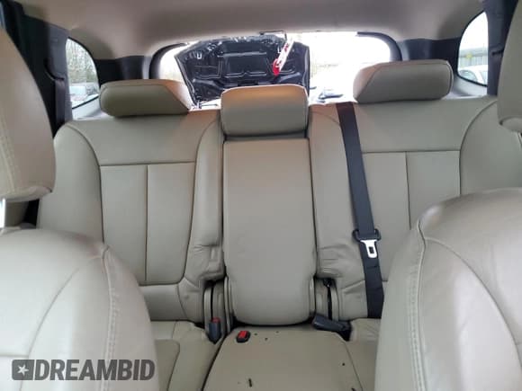 ✅ 2012 Hyundai Santa Fe Limited • VIN: 5XYZKDAG5CG103188 • Lot: 77583034. Listed on Copart with 80,915 mi. Free auction sales archive from the USA and detailed vehicle history report at DreamBid. Image 10.