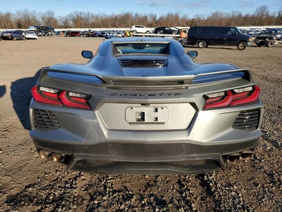 ✅ 2024 Chevrolet Corvette 1LT • VIN: 1G1YA3D48R5103304 • Lot: 83684084. Wystawiony na Copart z przebiegiem 12 910 mil. Bezpłatny archiwum sprzedaży aukcyjnych z USA i szczegółowy raport historii pojazdu na DreamBid. Zdjęcie 6.