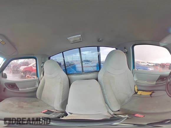 ✅ 1998 Ford Ranger XL • VIN: 1FTYR10U1WUC58689 • Лот: 69057365. Опубликован ранее на Copart с пробегом 102 966 миль. Бесплатный доступ к архиву аукционных продаж из США и подробный отчёт об истории автомобиля на DreamBid. Изображение 14.