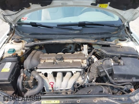 ✅ 2004 Volvo V70 • VIN: YV1SW64A242432672 • Lot: 42828507. Listed on IAAI with 165,470 mi. Free auction sales archive from the USA and detailed vehicle history report at DreamBid. Image 10.