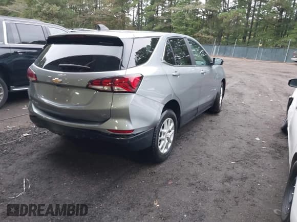 ✅ 2024 Chevrolet Equinox LT • VIN: 3GNAXKEG1RS111848 • Lot: 43275362. Listed on IAAI with 35,008 mi. Free auction sales archive from the USA and detailed vehicle history report at DreamBid. Image 4.