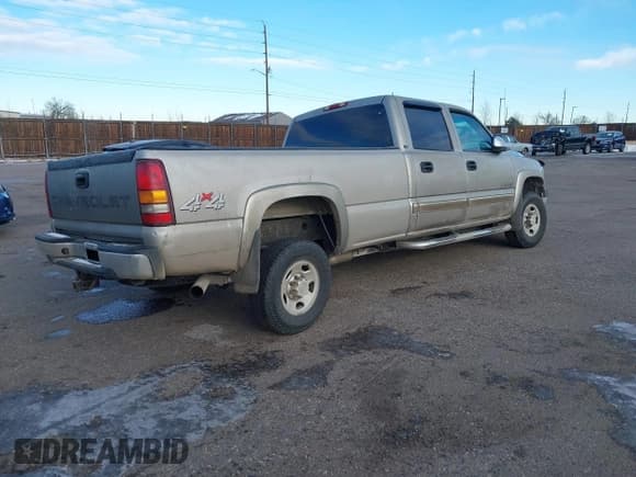 ✅ 2001 Chevrolet Silverado 2500HD LS • VIN: 1GCHK23U21F191152 • Лот: 41399309. Опубликован ранее на IAAI с пробегом 206 403 миль. Бесплатный доступ к архиву аукционных продаж из США и подробный отчёт об истории автомобиля на DreamBid. Изображение 4.