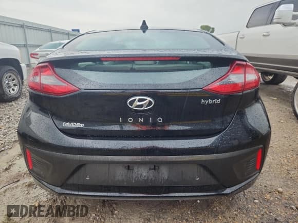 ✅ 2019 Hyundai Ioniq Limited • VIN: KMHC05LC8KU142121 • Lot: 81362155. Listed on Copart with 65,210 mi. Free auction sales archive from the USA and detailed vehicle history report at DreamBid. Image 6.