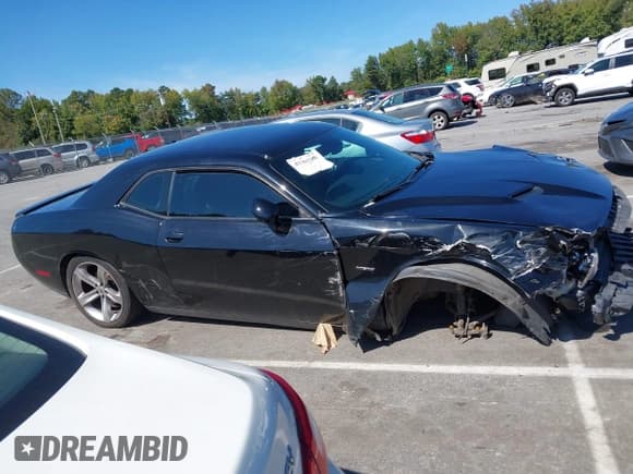 ✅ 2017 Dodge Challenger R/T • VIN: 2C3CDZBT9HH665309 • Lot: 43361188. Listed on IAAI with 159,220 mi. Free auction sales archive from the USA and detailed vehicle history report at DreamBid. Image 14.