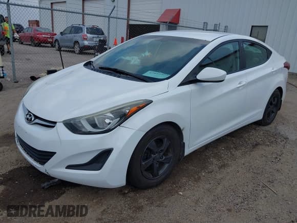 ✅ 2015 Hyundai Elantra SE • VIN: 5NPDH4AE4FH641031 • Lot: 42895403. Listed on IAAI with 119,978 mi. Free auction sales archive from the USA and detailed vehicle history report at DreamBid. Image 19.