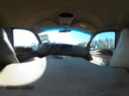 ✅ 2000 Ford F-250 XL • VIN: 1FTNX21S5YEC82650 • Lot: 42105861. Wystawiony na IAAI z przebiegiem 155 878 mil. Bezpłatny archiwum sprzedaży aukcyjnych z USA i szczegółowy raport historii pojazdu na DreamBid. Zdjęcie 19.