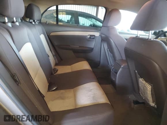 ✅ 2010 Chevrolet Malibu 1LS • VIN: 1G1ZB5EBXAF219399 • Lot: 90817175. Wystawiony na Copart z przebiegiem 119 807 mil. Bezpłatny archiwum sprzedaży aukcyjnych z USA i szczegółowy raport historii pojazdu na DreamBid. Zdjęcie 10.