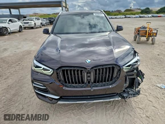✅ 2021 BMW X5 sDrive40i • VIN: 5UXCR4C03M9G27851 • Lot: 94390425. Wystawiony na Copart z przebiegiem 24 594 mil. Bezpłatny archiwum sprzedaży aukcyjnych z USA i szczegółowy raport historii pojazdu na DreamBid. Zdjęcie 5.