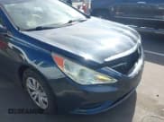 ✅ 2011 Hyundai Sonata GLS • VIN: 5NPEB4ACXBH169819 • Lot: 43513681. Wystawiony na IAAI z przebiegiem 198 478 mil. Bezpłatny archiwum sprzedaży aukcyjnych z USA i szczegółowy raport historii pojazdu na DreamBid. Zdjęcie 13.