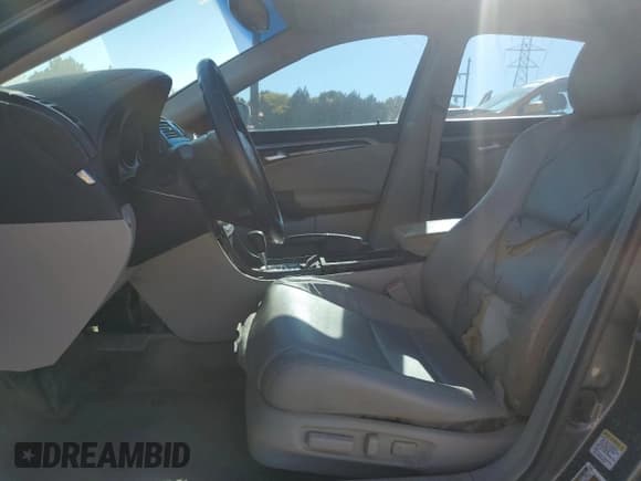 ✅ 2008 Acura TL • VIN: 19UUA662X8A009838 • Лот: 87290665. Опубликован ранее на Copart с пробегом 145 243 миль. Бесплатный доступ к архиву аукционных продаж из США и подробный отчёт об истории автомобиля на DreamBid. Изображение 7.