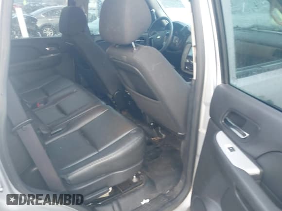 ✅ 2012 Chevrolet Tahoe Commercial • VIN: 1GNLC2E08CR180196 • Lot: 43789377. Wystawiony na IAAI z przebiegiem 167 416 mil. Bezpłatny archiwum sprzedaży aukcyjnych z USA i szczegółowy raport historii pojazdu na DreamBid. Zdjęcie 8.