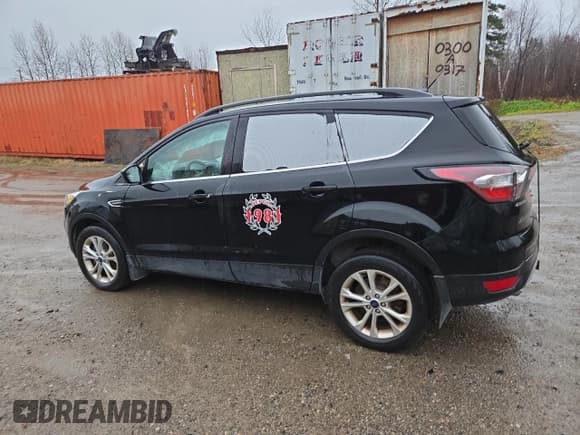 ✅ 2017 Ford Escape SE • VIN: 1FMCU9G94HUA42679 • Lot: 90091225. Listed on Copart with 43,298 mi. Free auction sales archive from the USA and detailed vehicle history report at DreamBid. Image 2.