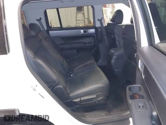 2025 Hyundai Santa Fe SEL с VIN 5NMP2DG17SH028430, выставлен на аукционе IAAI как лот 41164663 с пробегом 2 564 миль миль и . История ставок и продаж доступна на DreamBid. Изображение 8.