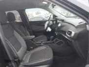 ✅ 2023 Chevrolet TrailBlazer LT • VIN: KL79MPSL4PB019707 • Лот: 43396162. Опубликован ранее на IAAI с пробегом 9 291 миль. Бесплатный доступ к архиву аукционных продаж из США и подробный отчёт об истории автомобиля на DreamBid. Изображение 5.