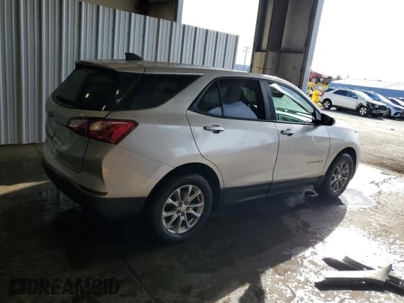 ✅ 2021 Chevrolet Equinox LS • VIN: 3GNAXHEV4MS179748 • Lot: 89657275. Wystawiony na Copart z przebiegiem Nie podano. Bezpłatny archiwum sprzedaży aukcyjnych z USA i szczegółowy raport historii pojazdu na DreamBid. Zdjęcie 3.