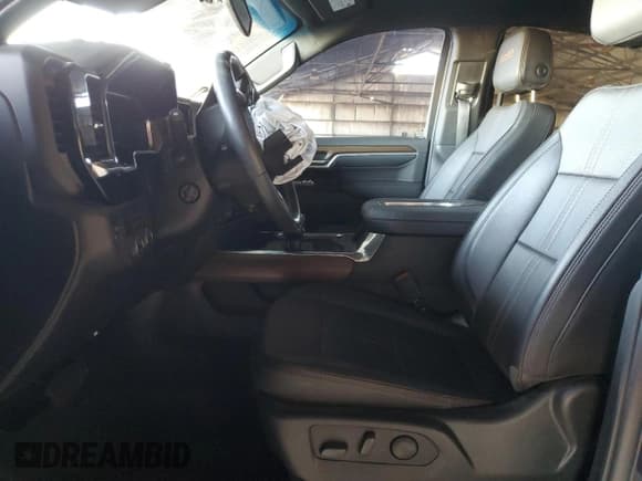 ✅ 2022 Chevrolet Silverado 1500 High Country • VIN: 1GCPAFED4NZ537631 • Лот: 76933424. Опубликован ранее на Copart с пробегом 19 794 миль. Бесплатный доступ к архиву аукционных продаж из США и подробный отчёт об истории автомобиля на DreamBid. Изображение 7.