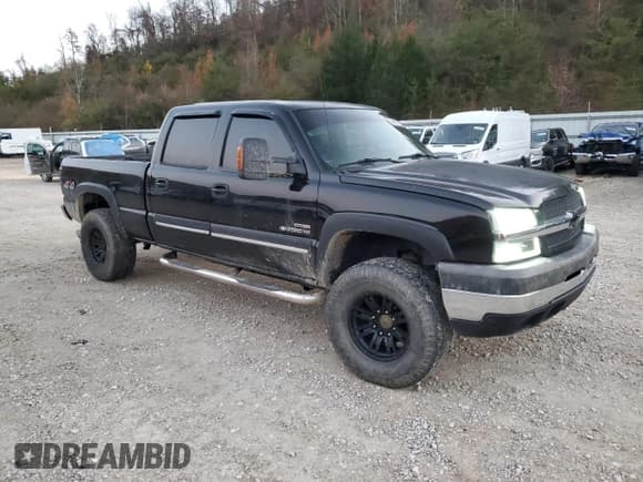 ✅ 2004 Chevrolet Silverado 2500HD LS • VIN: 1GCHK23284F194611 • Lot: 92811705. Wystawiony na Copart z przebiegiem 156 214 mil. Bezpłatny archiwum sprzedaży aukcyjnych z USA i szczegółowy raport historii pojazdu na DreamBid. Zdjęcie 4.