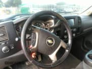 ✅ 2009 Chevrolet Silverado 1500 • VIN: 2GCEC290391123787 • Lot: 42985952. Wystawiony na IAAI z przebiegiem 330 984 mil. Bezpłatny archiwum sprzedaży aukcyjnych z USA i szczegółowy raport historii pojazdu na DreamBid. Zdjęcie 6.