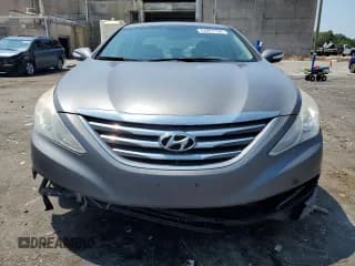 ✅ 2014 Hyundai Sonata SE • VIN: 5NPEC4AC6EH890429 • Lot: 62877194. Listed on Copart with 379,393 mi. Free auction sales archive from the USA and detailed vehicle history report at DreamBid. Image 5.