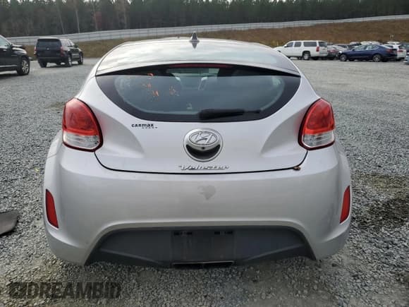 ✅ 2015 Hyundai Veloster • VIN: KMHTC6AD3FU243422 • Lot: 82649744. Wystawiony na Copart z przebiegiem 91 108 mil. Bezpłatny archiwum sprzedaży aukcyjnych z USA i szczegółowy raport historii pojazdu na DreamBid. Zdjęcie 6.