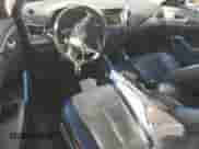 2013 Hyundai Veloster Turbo z VIN KMHTC6AE4DU123439, wystawiony jako Copart lot #70456765 z przebiegiem 135 212 mil mil oraz Czysty tytuł • Clean title. Historia ofert i sprzedaży dostępna na DreamBid. Obrazek 8.