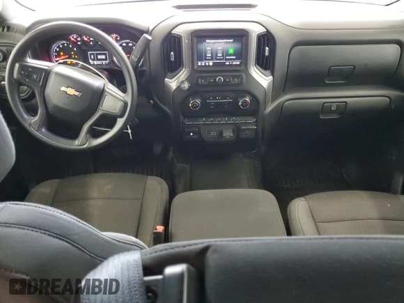 ✅ 2020 Chevrolet Silverado 2500HD Work Truck • VIN: 1GC4YLE7XLF184964 • Lot: 87400175. Wystawiony na Copart z przebiegiem 123 153 mil. Bezpłatny archiwum sprzedaży aukcyjnych z USA i szczegółowy raport historii pojazdu na DreamBid. Zdjęcie 8.