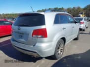 ✅ 2013 Kia Sorento SX • VIN: 5XYKW4A27DG393171 • Lot: 43720388. Listed on IAAI with 232,851 mi. Free auction sales archive from the USA and detailed vehicle history report at DreamBid. Image 4.