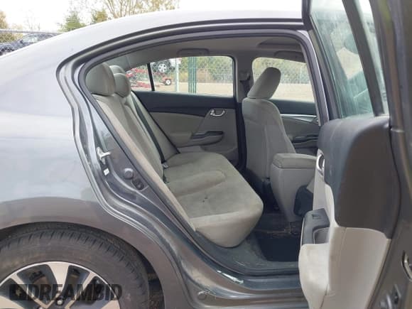 ✅ 2013 Honda Civic EX • VIN: 19XFB2F84DE032430 • Лот: 43543292. Опубликован ранее на IAAI с пробегом 264 244 миль. Бесплатный доступ к архиву аукционных продаж из США и подробный отчёт об истории автомобиля на DreamBid. Изображение 8.