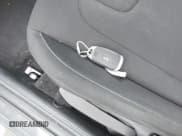 ✅ 2023 Hyundai Elantra SEL • VIN: KMHLM4AGXPU584510 • Lot: 43434127. Wystawiony na IAAI z przebiegiem 21 209 mil. Bezpłatny archiwum sprzedaży aukcyjnych z USA i szczegółowy raport historii pojazdu na DreamBid. Zdjęcie 11.