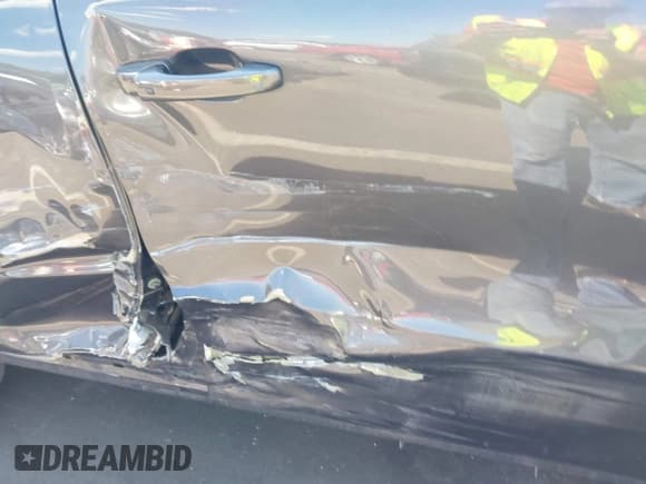 ✅ 2021 Dodge Durango GT Plus • VIN: 1C4RDJDG9MC641631 • Lot: 43292764. Wystawiony na IAAI z przebiegiem 65 315 mil. Bezpłatny archiwum sprzedaży aukcyjnych z USA i szczegółowy raport historii pojazdu na DreamBid. Zdjęcie 21.