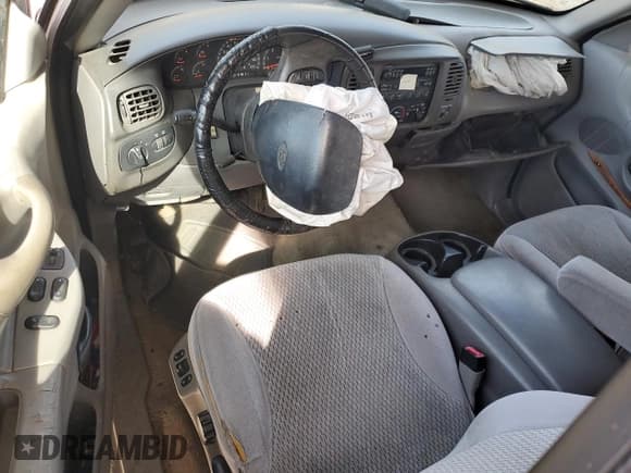 ✅ 1997 Ford F-150 • VIN: 1FTDX0766VKA86983 • Lot: 50896215. Listed on Copart with 214,746 mi. Free auction sales archive from the USA and detailed vehicle history report at DreamBid. Image 8.