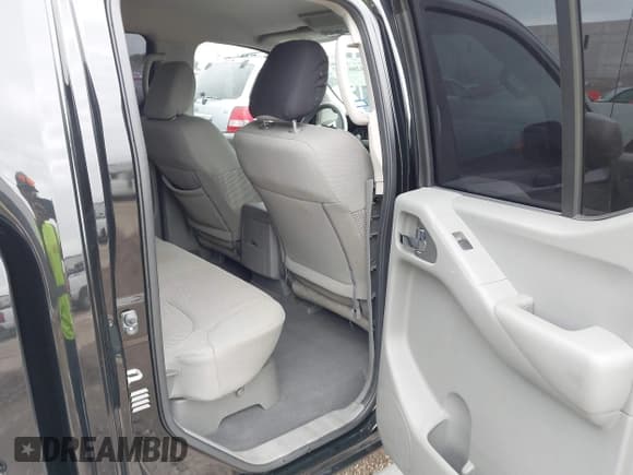 ✅ 2020 Nissan Frontier SV • VIN: 1N6ED0EA6LN727272 • Lot: 42663757. Wystawiony na IAAI z przebiegiem 78 782 mil. Bezpłatny archiwum sprzedaży aukcyjnych z USA i szczegółowy raport historii pojazdu na DreamBid. Zdjęcie 8.
