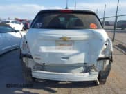 ✅ 2022 Chevrolet Trax LS • VIN: KL7CJKSM0NB535344 • Lot: 42026096. Listed on IAAI with 42,441 mi. Free auction sales archive from the USA and detailed vehicle history report at DreamBid. Image 17.