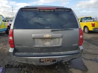 ✅ 2007 Chevrolet Suburban LS • VIN: 3GNFK16397G179213 • Lot: 80015984. Wystawiony na Copart z przebiegiem 189 248 mil. Bezpłatny archiwum sprzedaży aukcyjnych z USA i szczegółowy raport historii pojazdu na DreamBid. Zdjęcie 6.