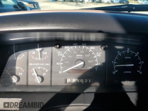 ✅ 1995 Ford F-150 • VIN: 1FTEF15N7SNB41751 • Lot: 86223125. Wystawiony na Copart z przebiegiem 337 573 mil. Bezpłatny archiwum sprzedaży aukcyjnych z USA i szczegółowy raport historii pojazdu na DreamBid. Zdjęcie 9.