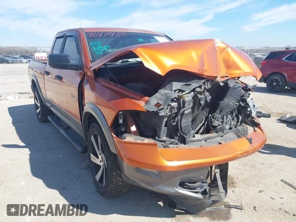 ✅ 2010 Dodge 1500 SLT • VIN: 1D7RB1GT9AS171008 • Lot: 41647485. Wystawiony na IAAI z przebiegiem 120 242 mil. Bezpłatny archiwum sprzedaży aukcyjnych z USA i szczegółowy raport historii pojazdu na DreamBid. Zdjęcie 1.