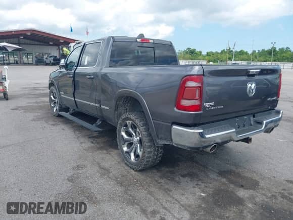 2019 Ram 1500 Limited z VIN 1C6SRFPT0KN519175, wystawiony jako IAAI lot #42545851 z przebiegiem 84 280 mil mil oraz . Historia ofert i sprzedaży dostępna na DreamBid. Obrazek 3.