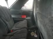 ✅ 2001 GMC Jimmy SLS • VIN: 1GKCS18W11K161621 • Lot: 50917015. Wystawiony na Copart z przebiegiem 96 708 mil. Bezpłatny archiwum sprzedaży aukcyjnych z USA i szczegółowy raport historii pojazdu na DreamBid. Zdjęcie 10.